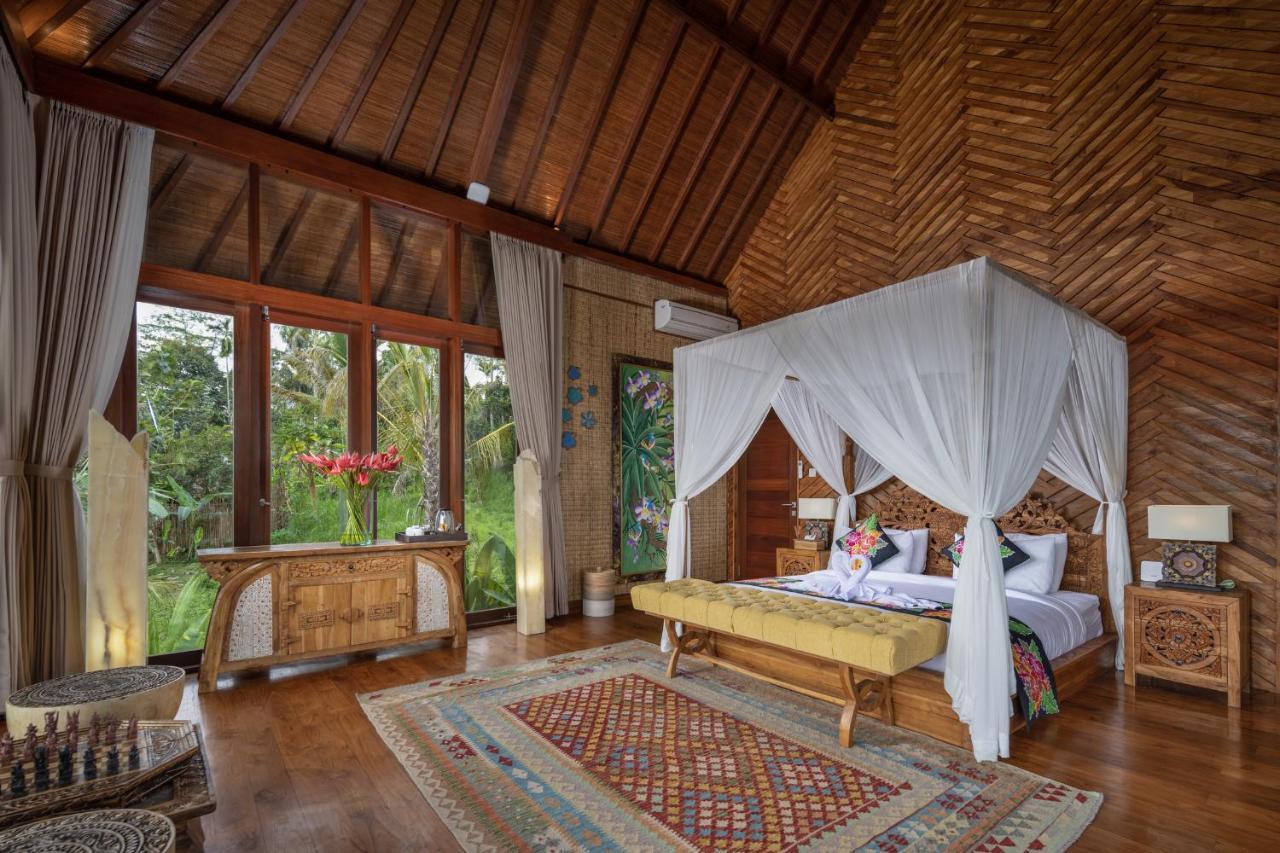 Villa Lembah Damai By Pramana Villas Gianyar  Exterior photo